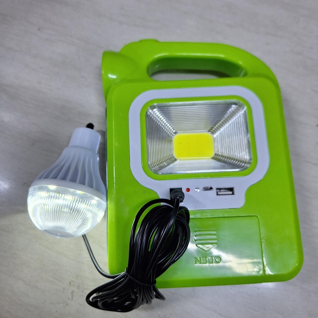 CARGADOR SOLAR DE CELULAR Y LINTERNA |G-044|