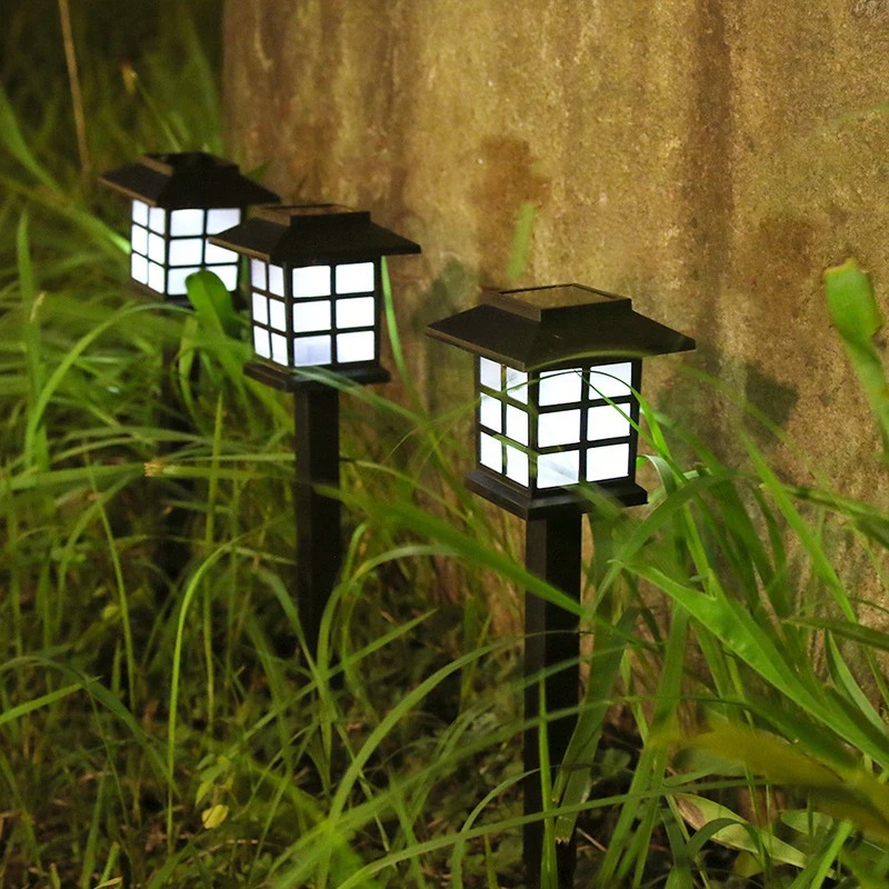 LAMPARA SOLAR DE JARDIN FAROLITO CON ESTACA Y BASE 