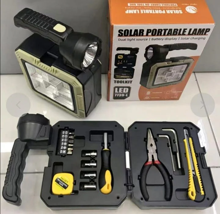 LINTERNA MULTIPLE + KIT 16 HERRAMIENTAS |8279|